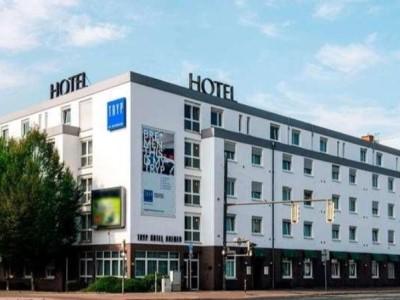 Tryp By Wyndham Bremen Airport Hotel Exterior foto